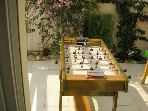 Baby-foot sur la terrasse